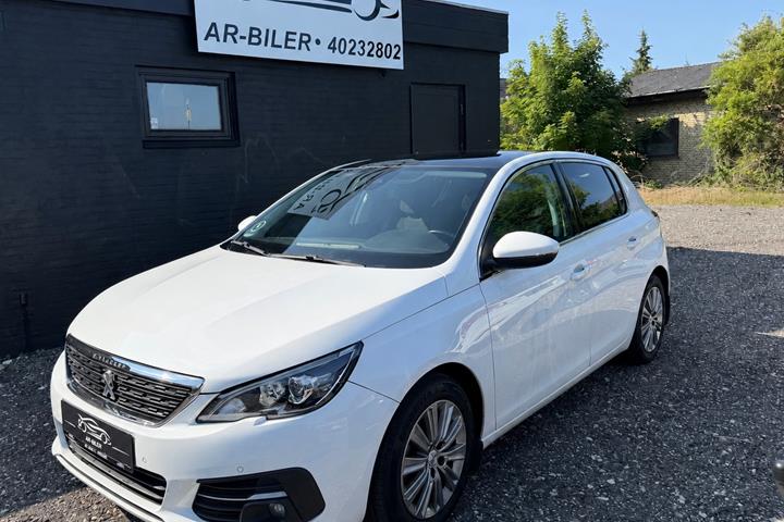 undefined Peugeot 308 fra 2018 set udefra