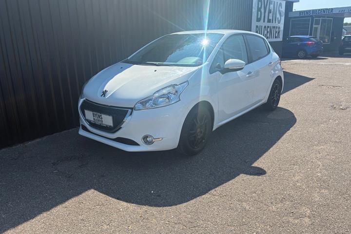 undefined Peugeot 208 fra 2014