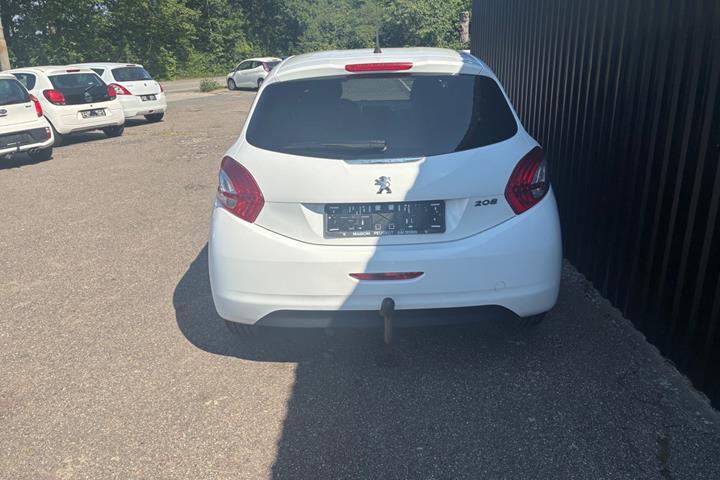 undefined Peugeot 208 fra 2014