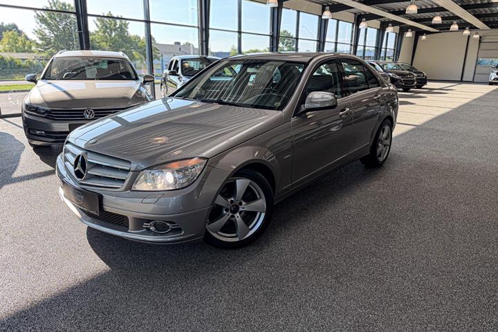 undefined Mercedes C200 fra 2007 set udefra
