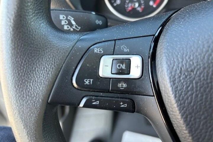 Hvid VW Crafter 35 fra 2019