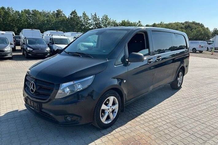Sort Mercedes Vito 116 fra 2016