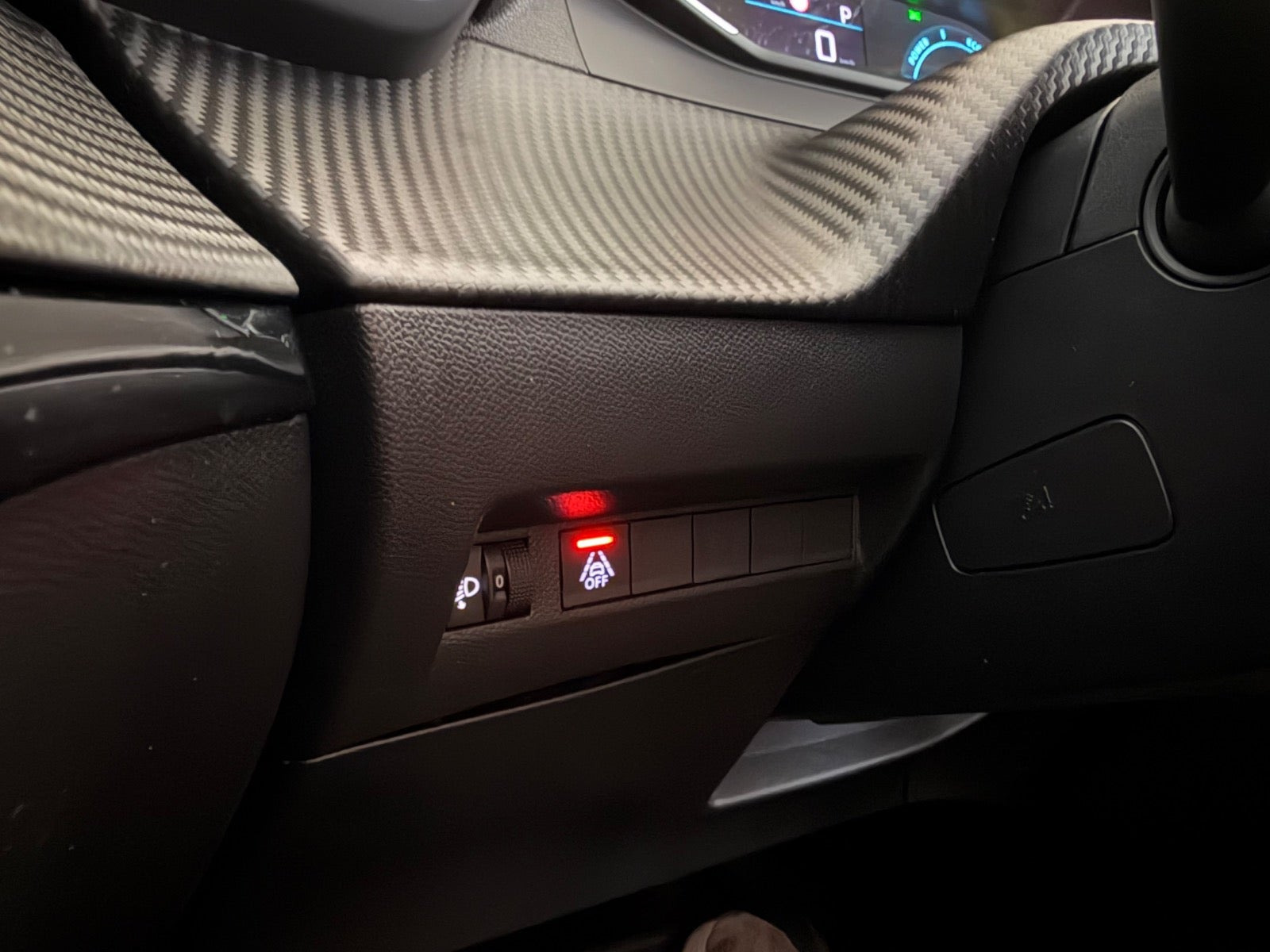 Sort Peugeot e-208 fra 2021