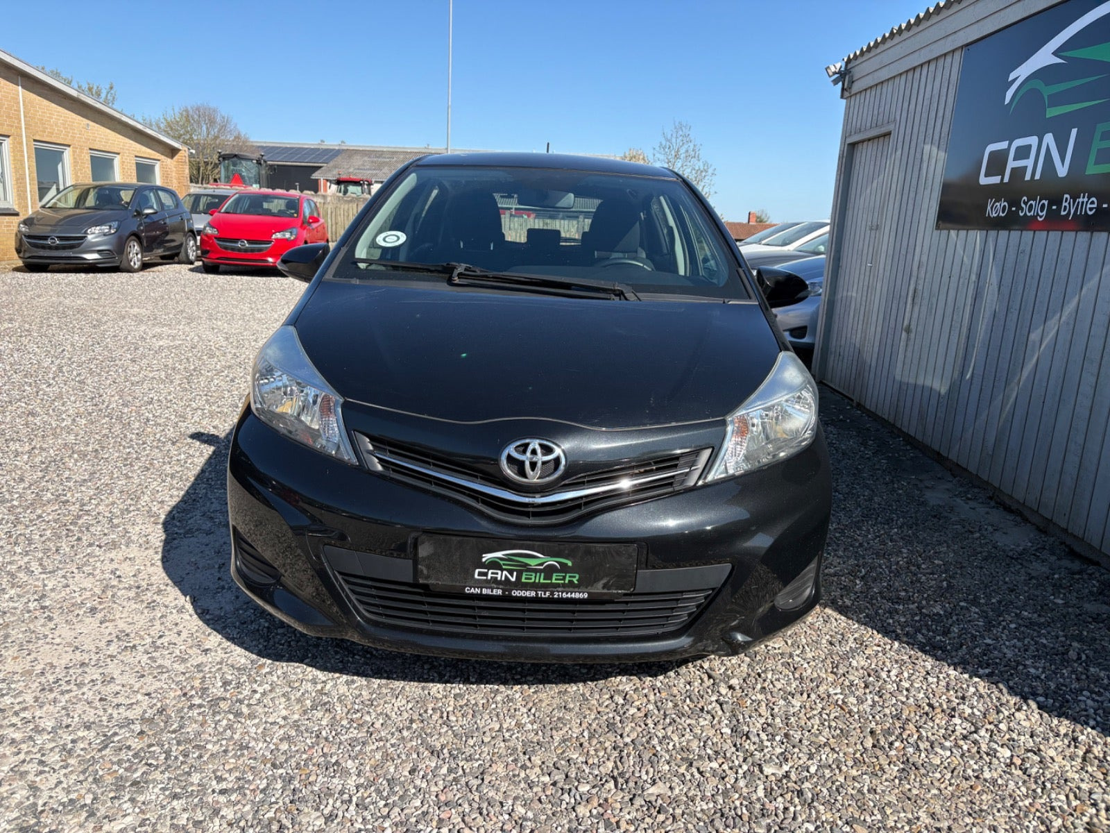 Sort Toyota Yaris fra 2011