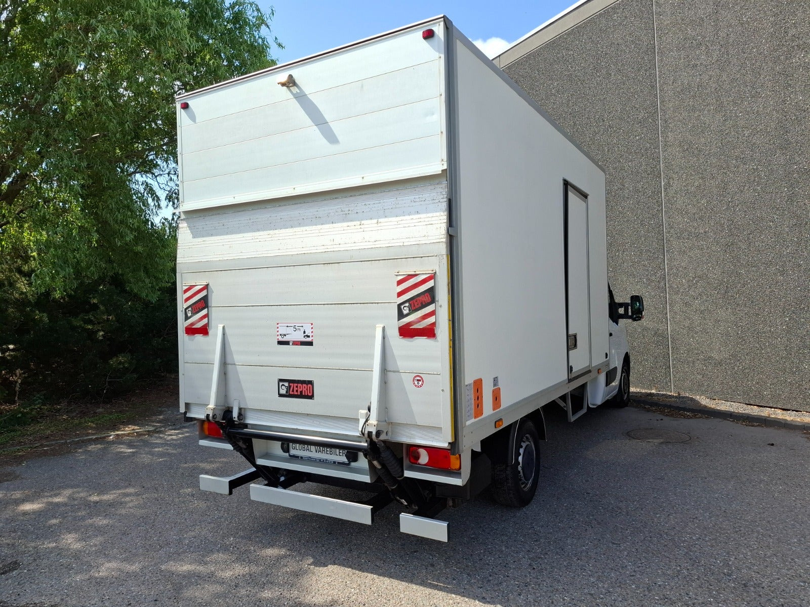Hvid Renault Master IV T35 fra 2021