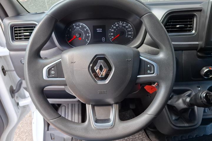 Hvid Renault Master IV T35 fra 2021