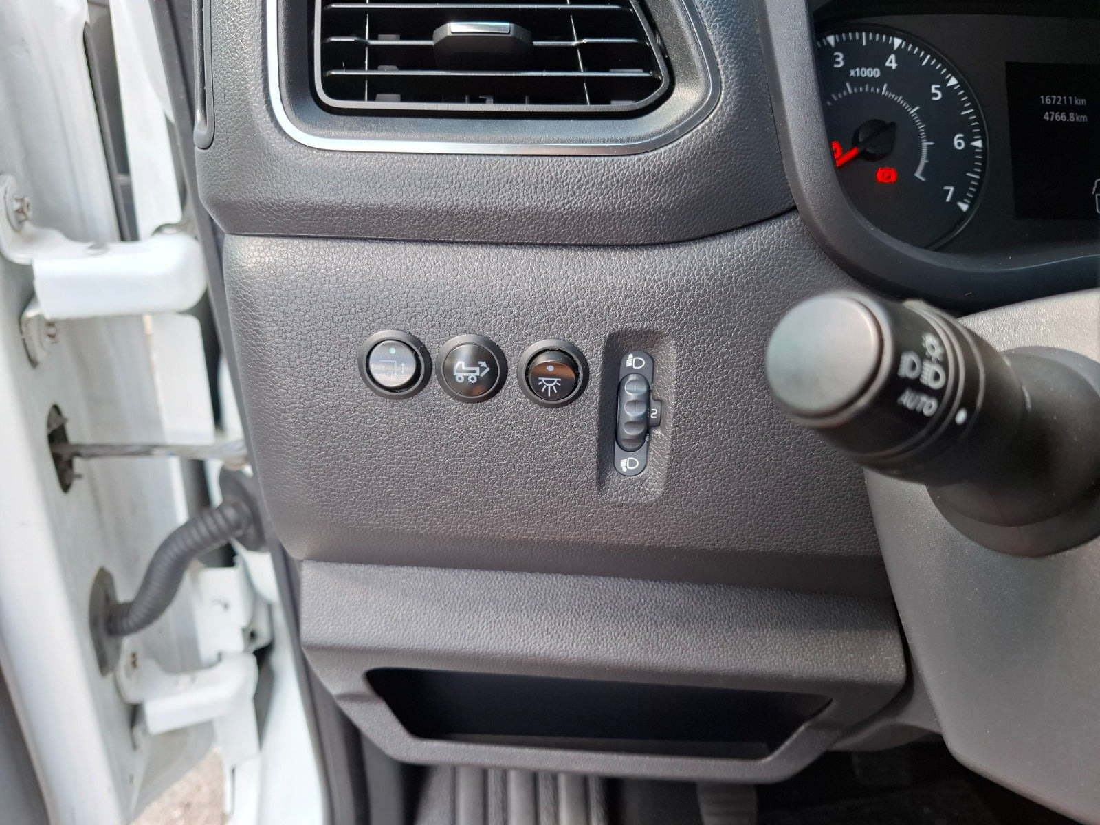 Hvid Renault Master IV T35 fra 2021