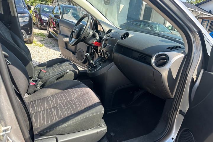 undefined Mazda 2 fra 2010