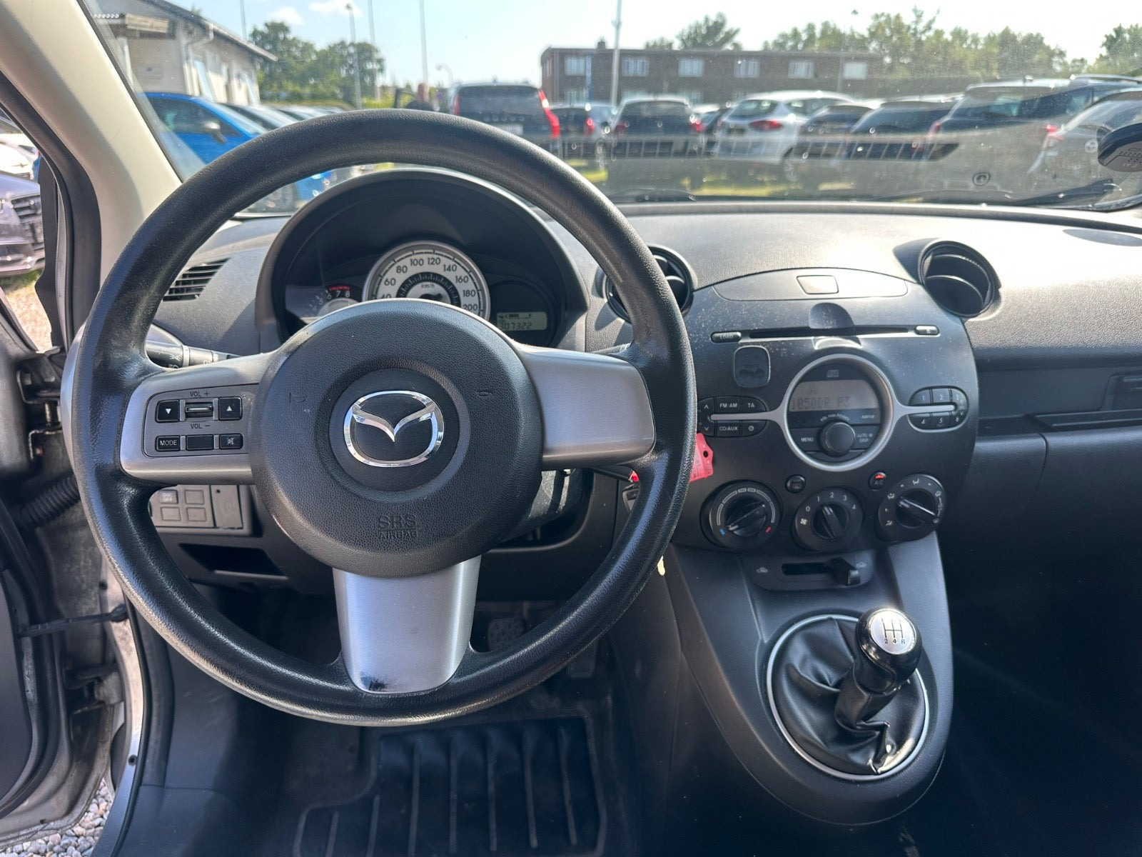 undefined Mazda 2 fra 2010