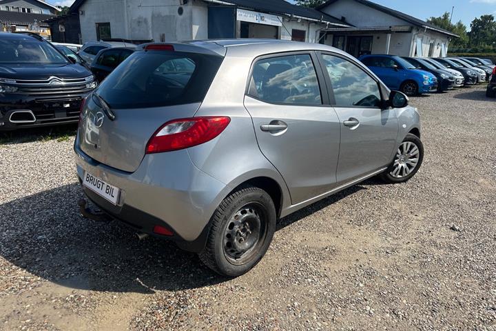 undefined Mazda 2 fra 2010