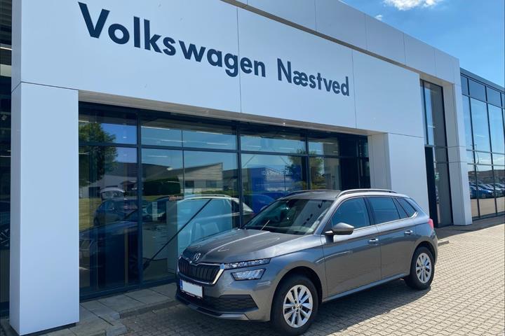 Grå Skoda Kamiq fra 2023