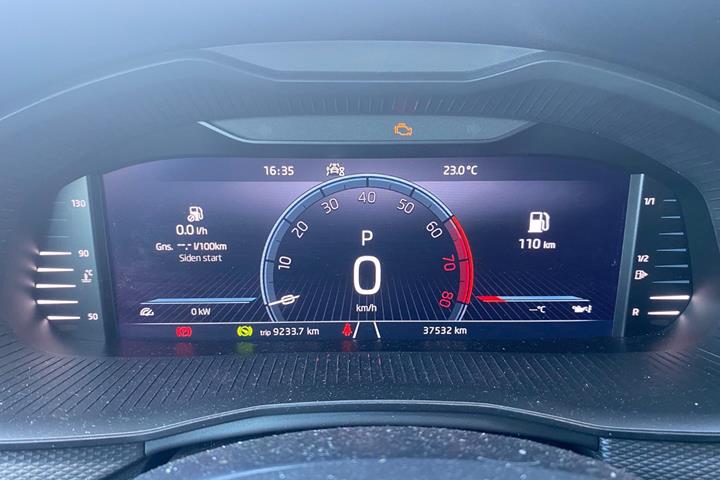 Grå Skoda Kamiq fra 2023
