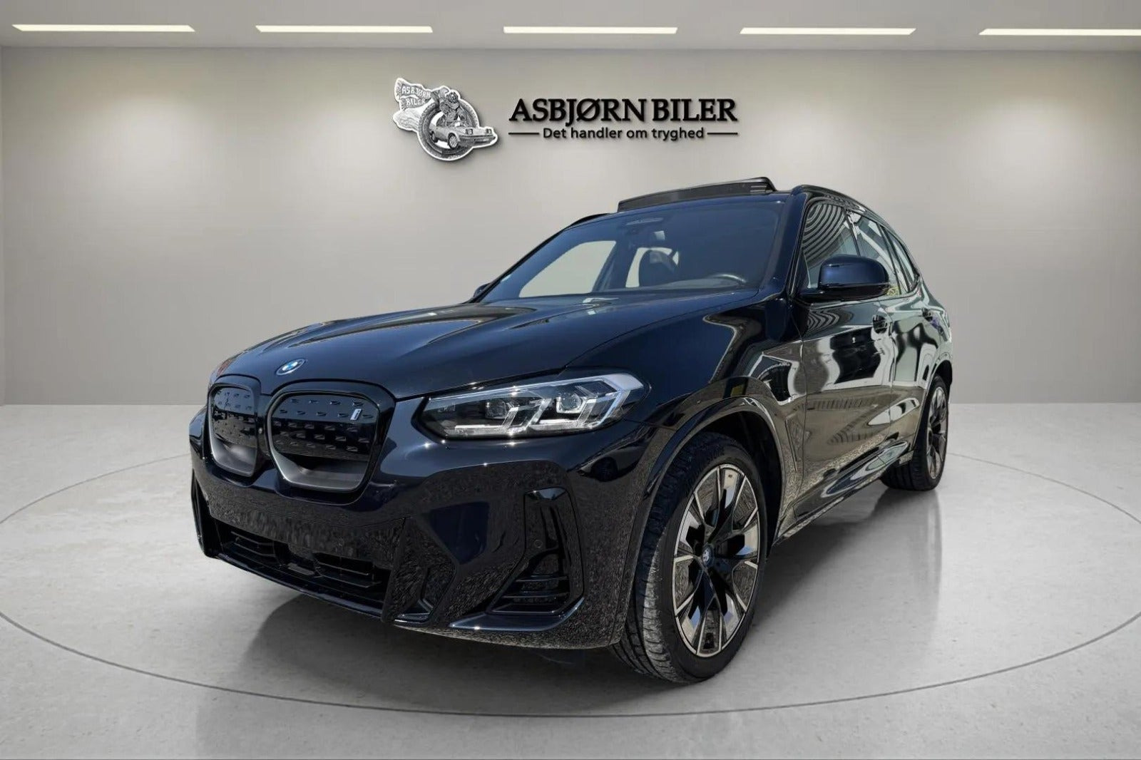 BMW iX3 Charged Plus M-Sport