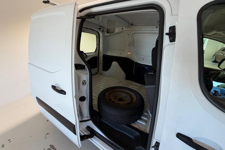 Hvid Citroën Berlingo fra 2017