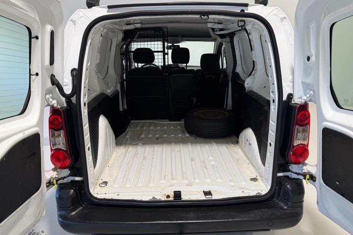Hvid Citroën Berlingo fra 2017