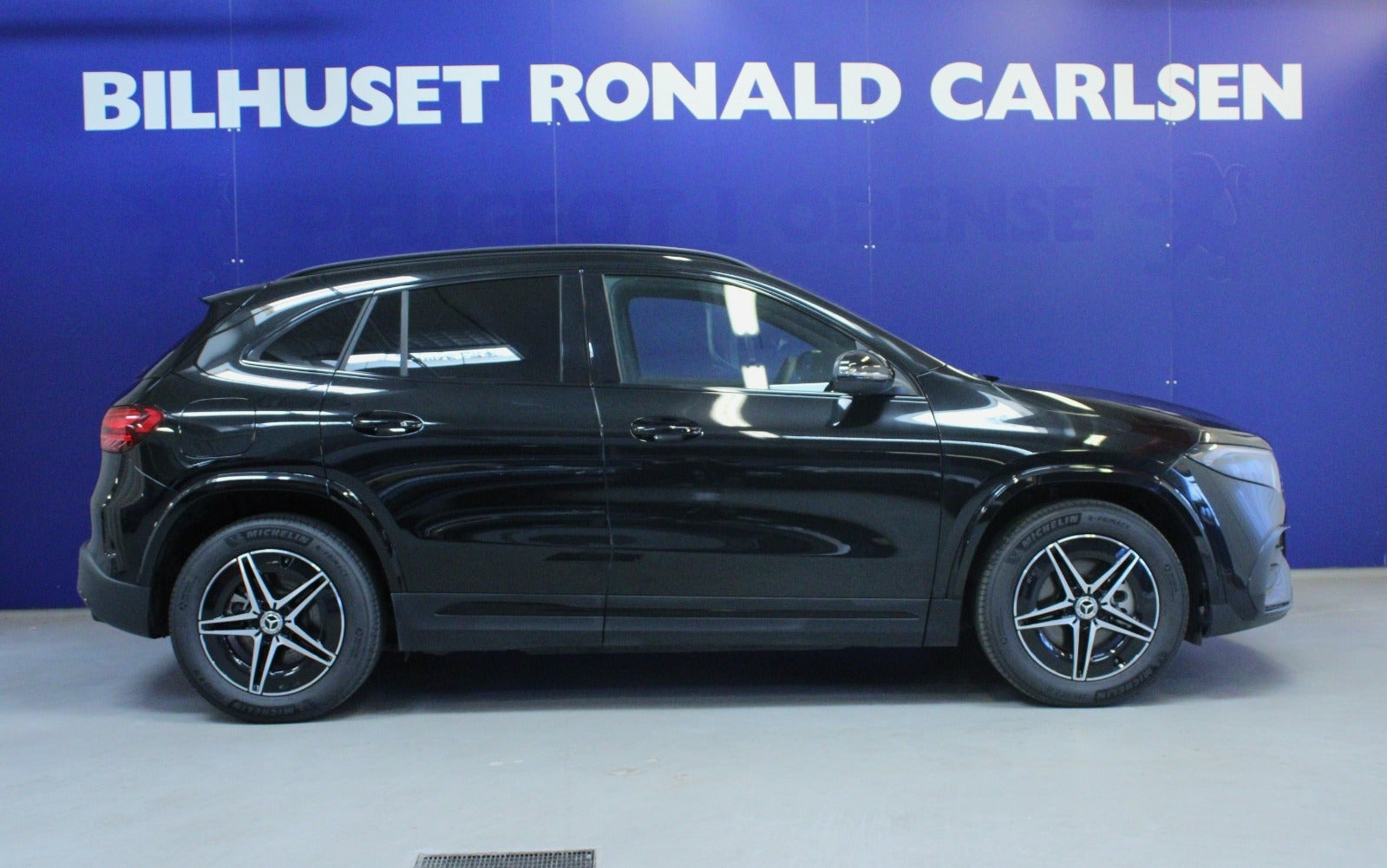 Sort Mercedes EQA250+ fra 2025