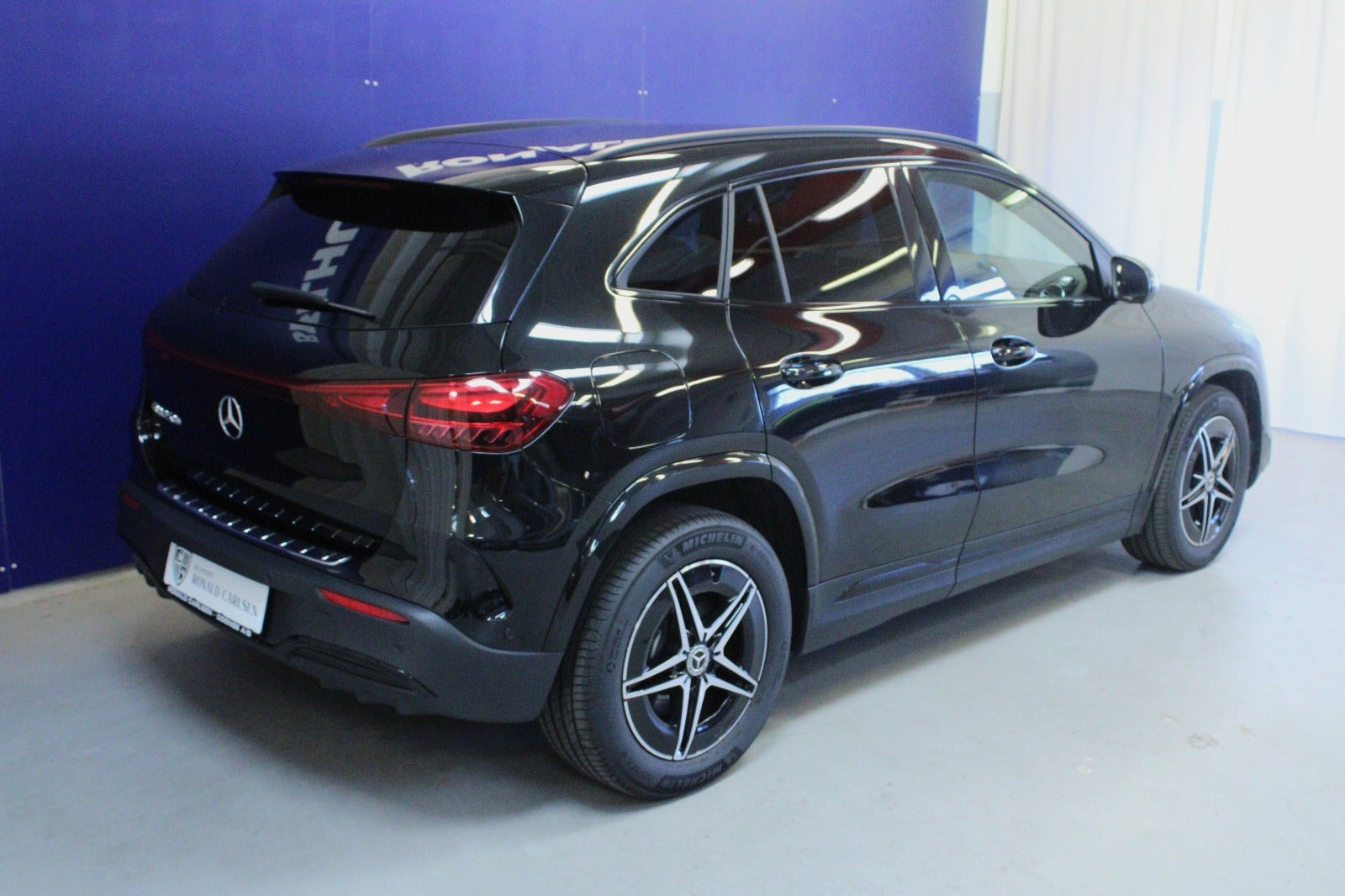 Sort Mercedes EQA250+ fra 2025