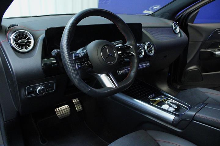 Sort Mercedes EQA250+ fra 2025