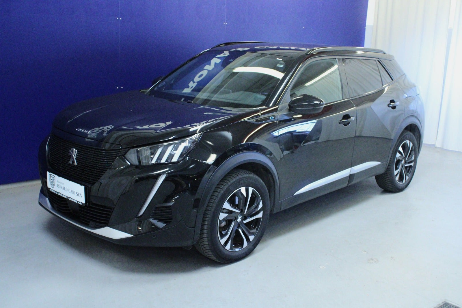Sort Peugeot e-2008 fra 2023