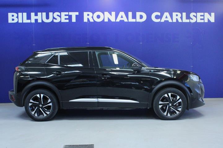 Sort Peugeot e-2008 fra 2023