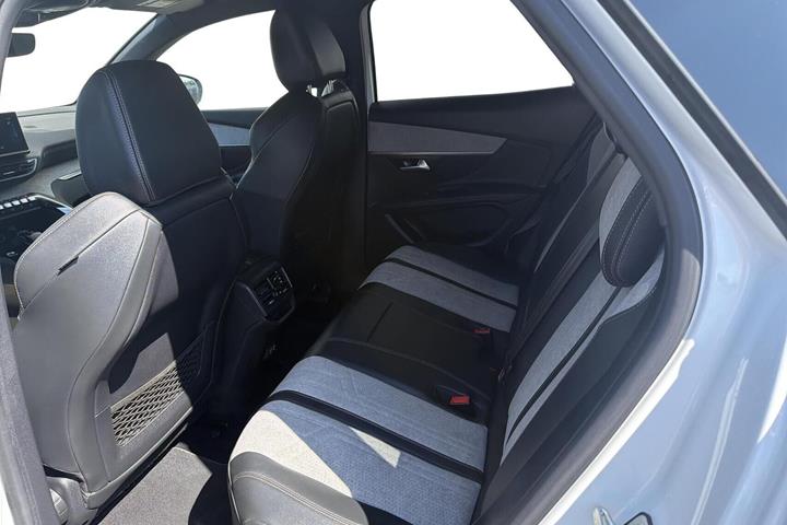 Hvid Peugeot 3008 fra 2020