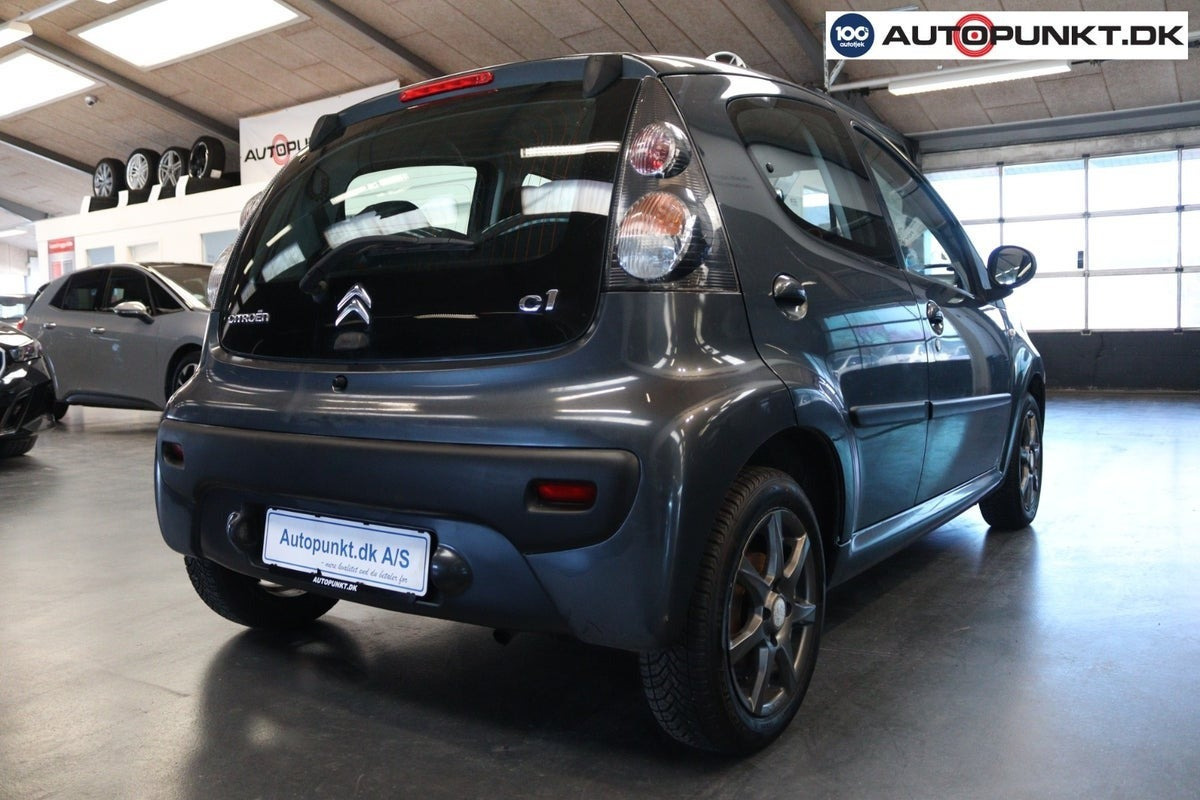 Grå Citroën C1 fra 2013