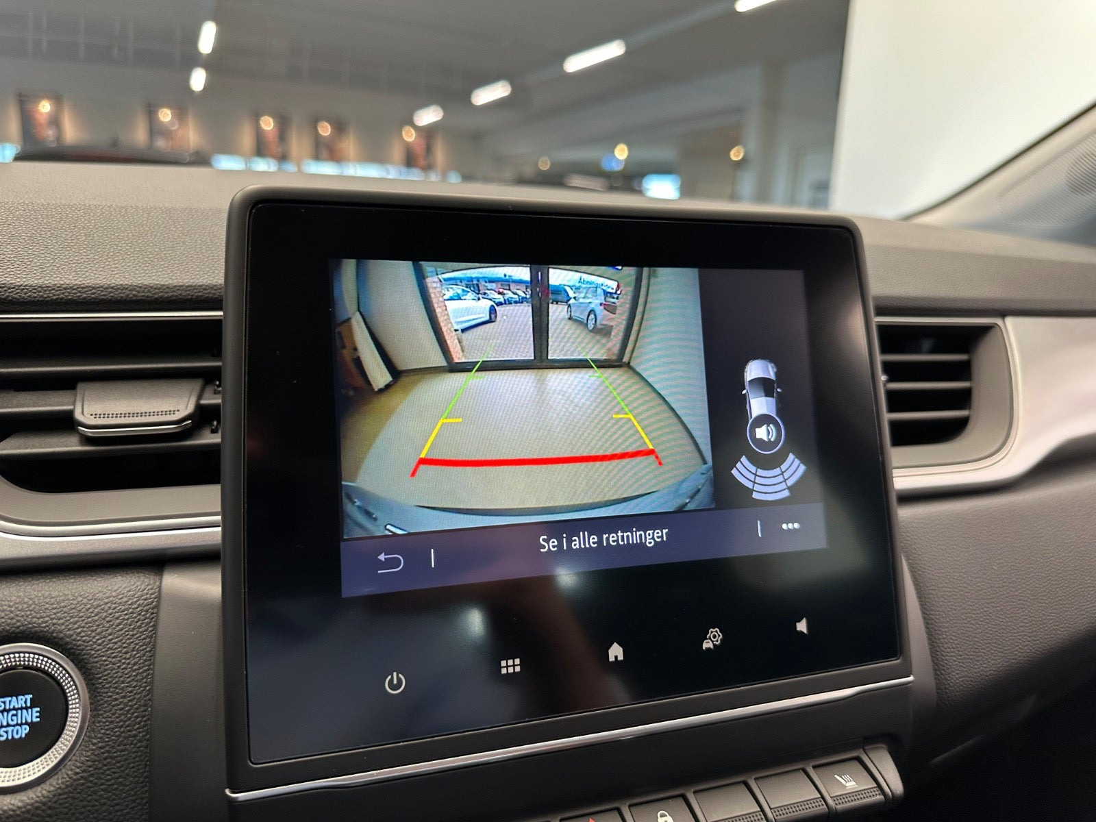 Sølv Renault Captur fra 2021
