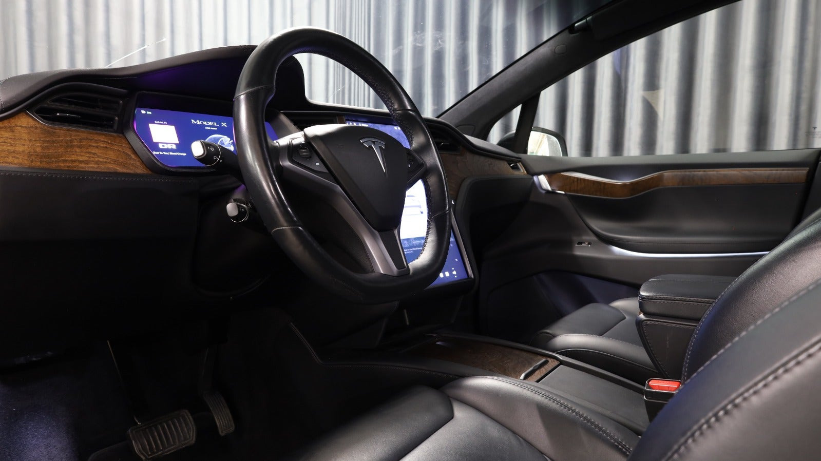 Rød Tesla Model X fra 2019
