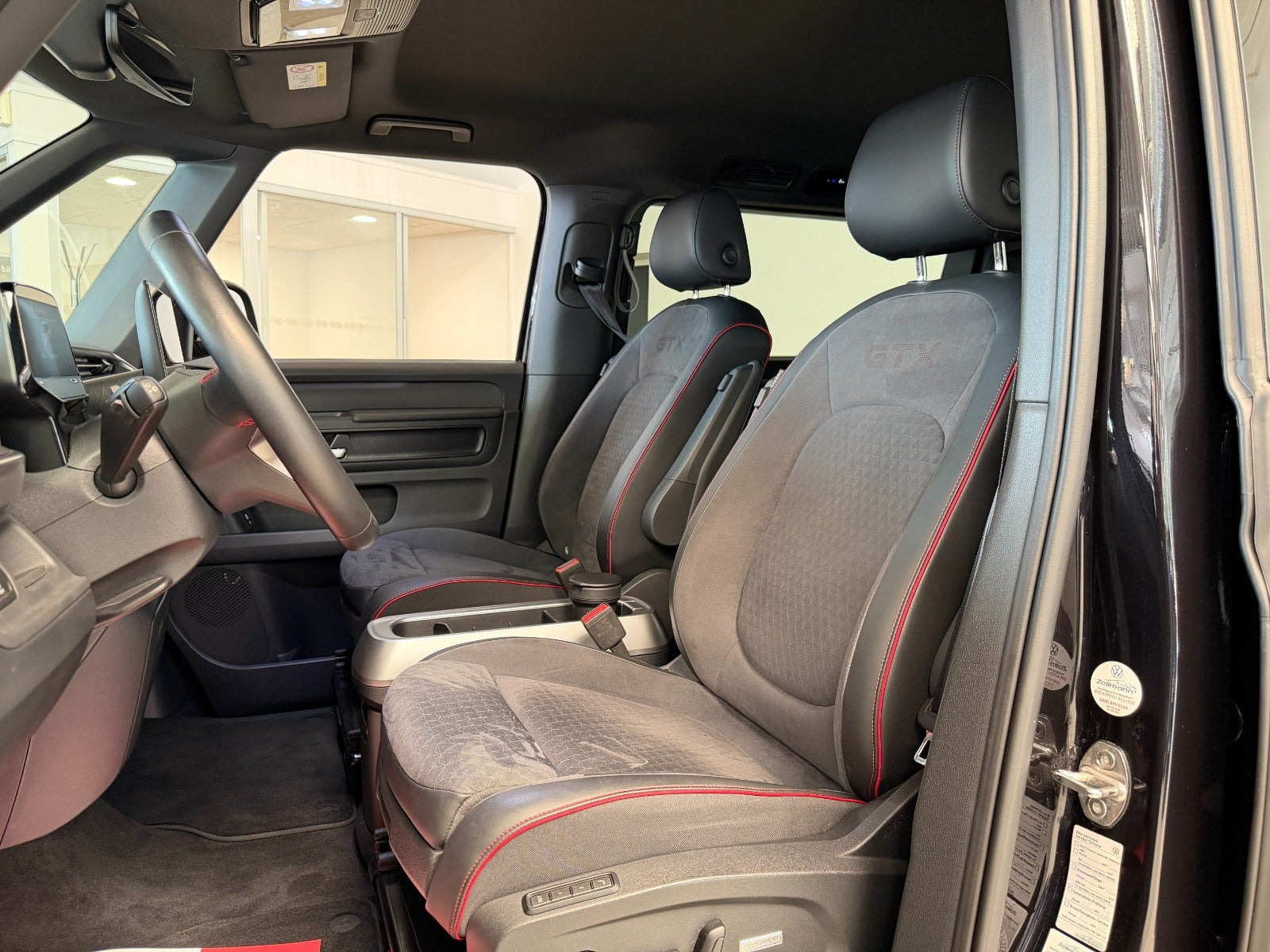 Sort VW ID.Buzz fra 2025