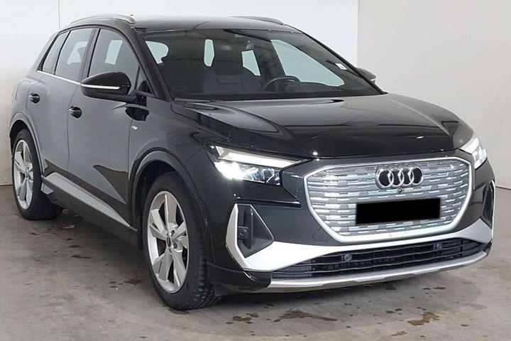 Sort Audi Q4 e-tron fra 2023 set udefra