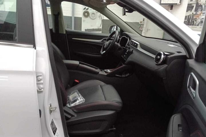 Hvid MG ZS fra 2024