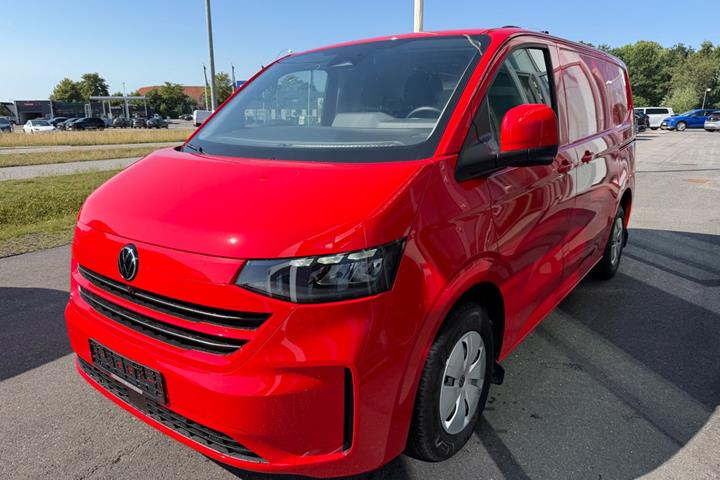 Rød VW e-Transporter fra 2025