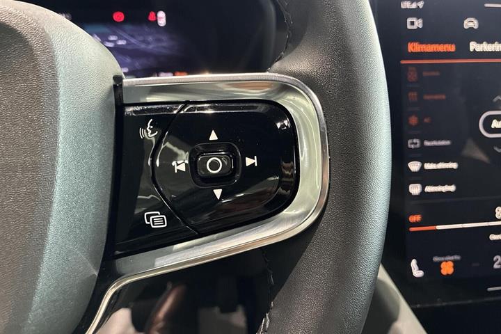 Sort Polestar 2 fra 2023