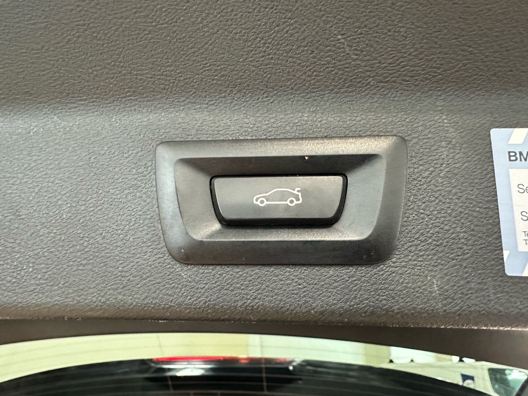 Grå BMW iX3 fra 2023