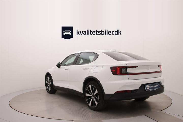 Hvid Polestar 2 fra 2023