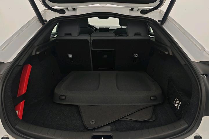 Hvid Polestar 2 fra 2023