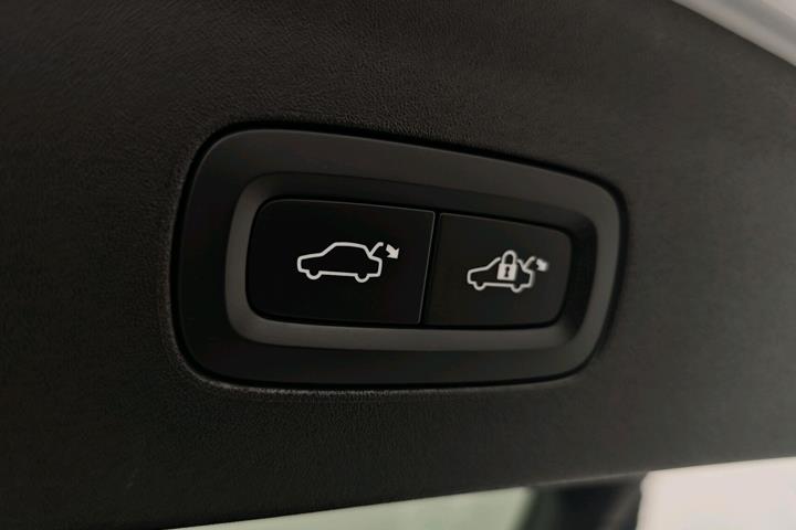 Hvid Polestar 2 fra 2023