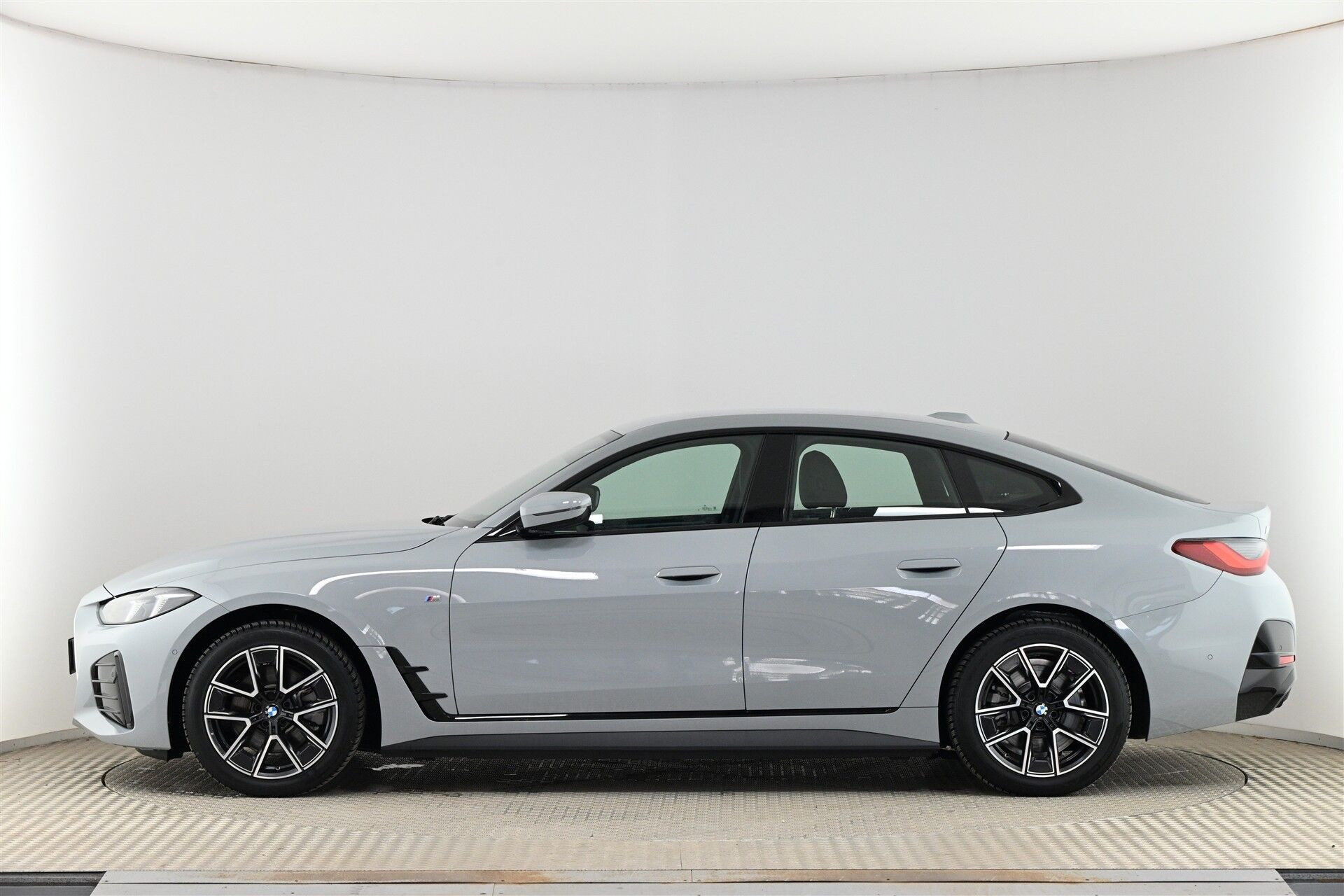 undefined BMW i4 fra 2025