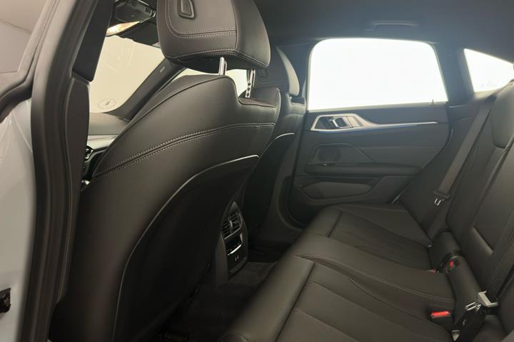 undefined BMW i4 fra 2025