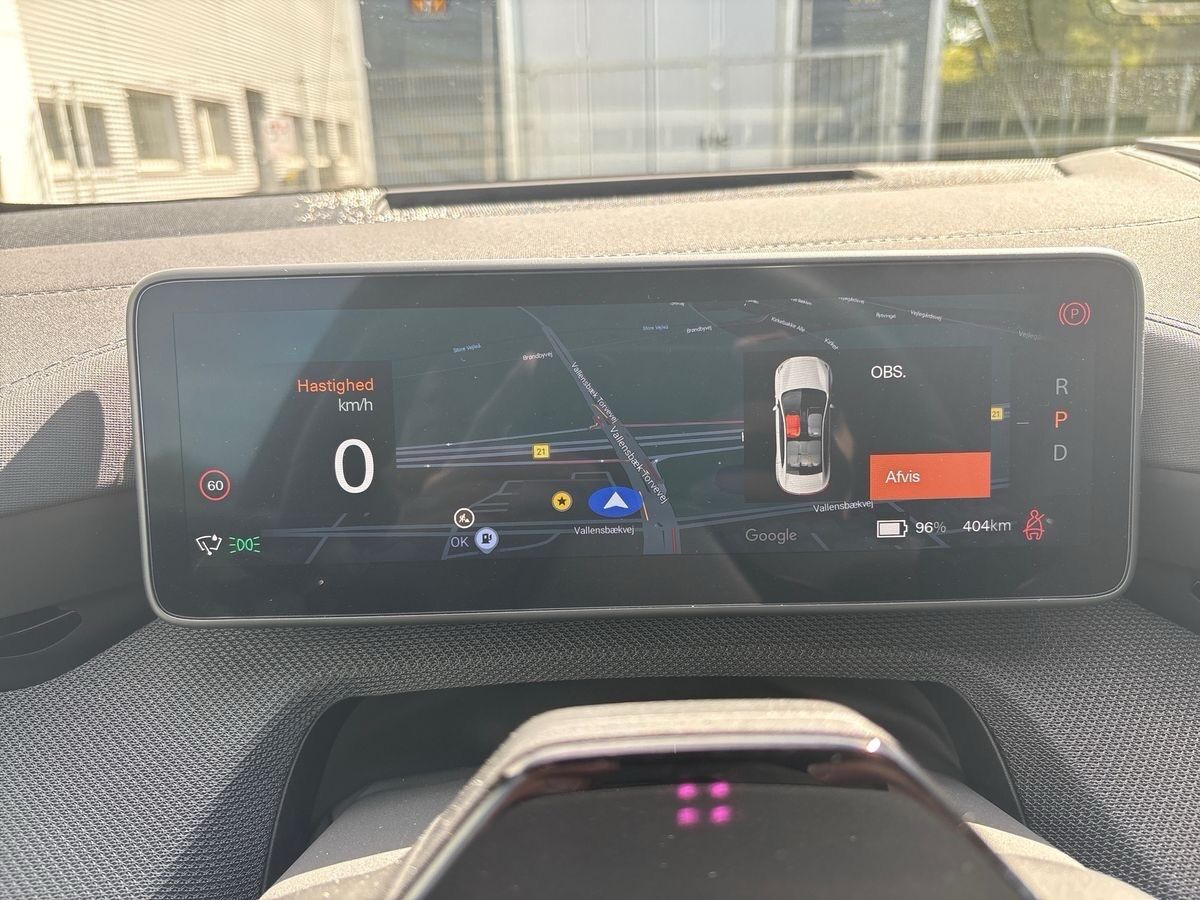 Hvid Polestar 4 fra 2025