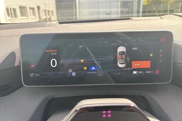 Hvid Polestar 4 fra 2025