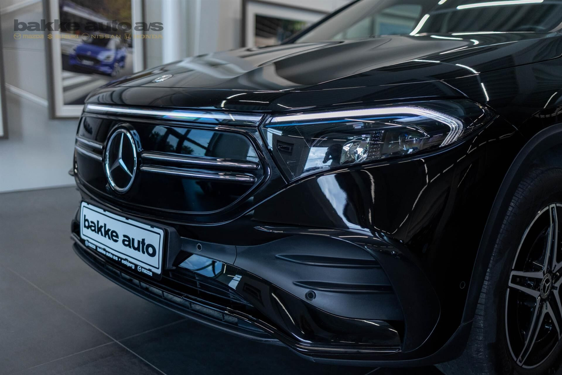 Sort Mercedes EQA 250+ fra 2022