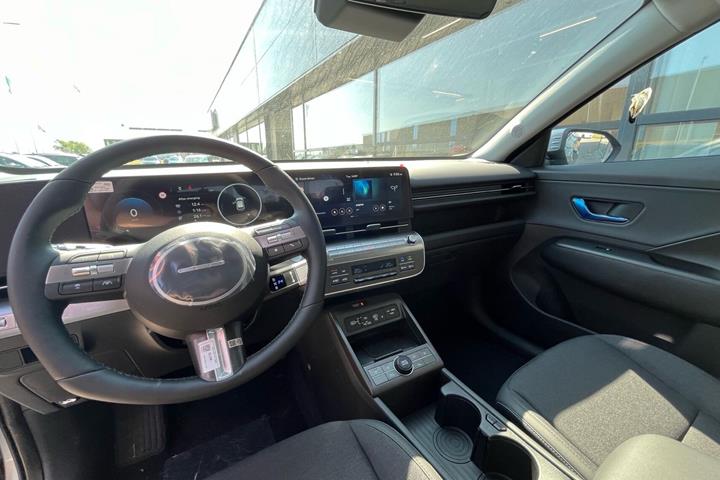 Sølv Hyundai Kona fra 2026