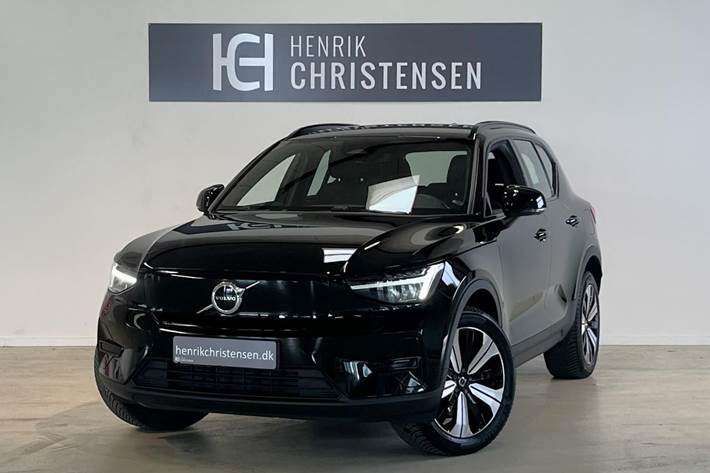 Sort Volvo XC40 fra 2023