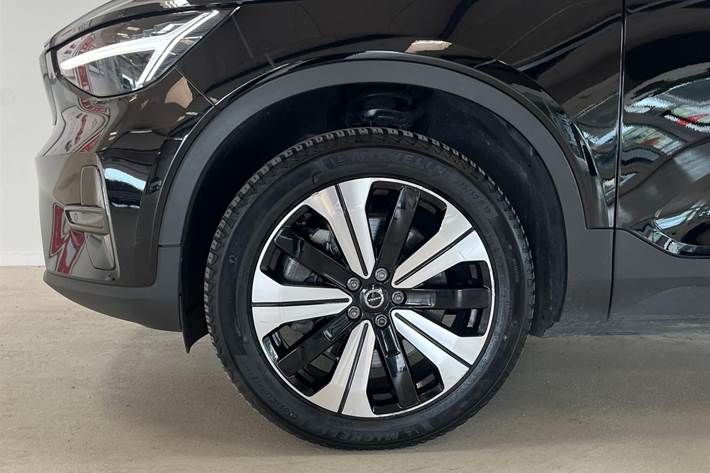 Sort Volvo XC40 fra 2023