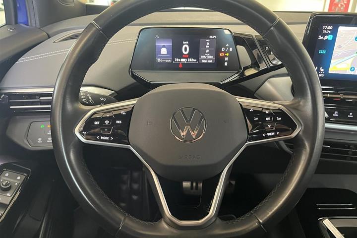 Blå VW ID.4 fra 2023