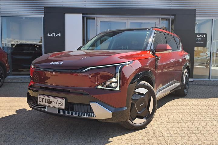 Rød Kia EV5 fra 2026 set udefra