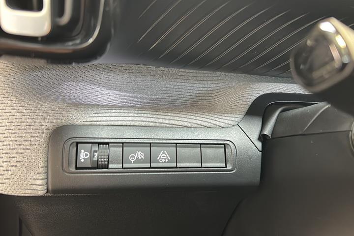 Grå Citroën e-C3 Aircross fra 2025