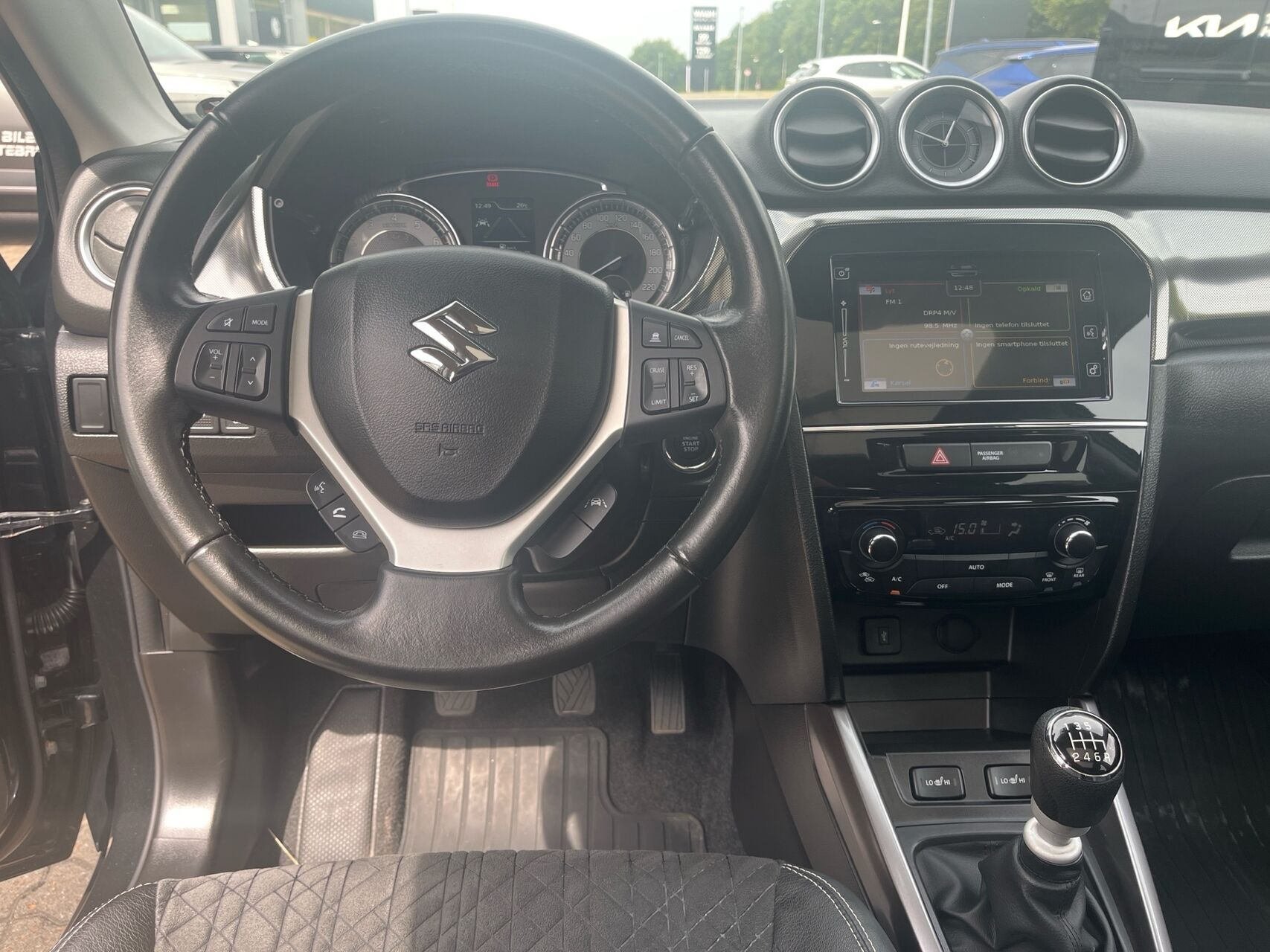 Sort Suzuki Vitara fra 2021