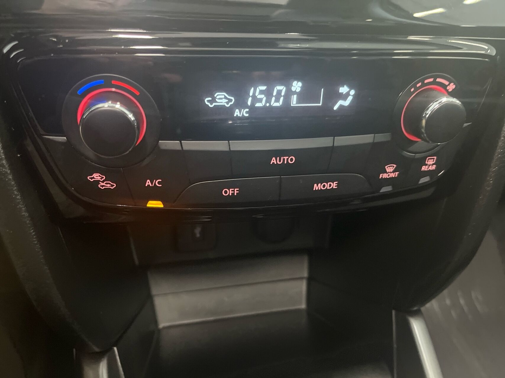 Sort Suzuki Vitara fra 2021